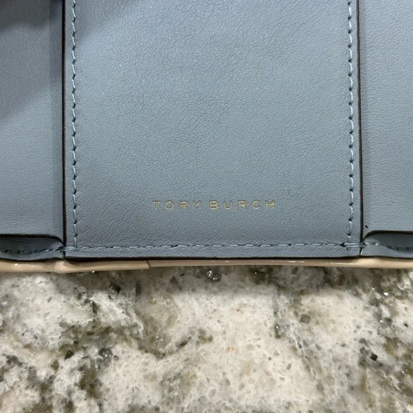 Tory Burch T Piped Medium Wallet - Picture 5 of 9